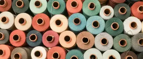 تصویر 2 از نخ اکریلیک فرش مقاوم با رنگ بندی متنوع